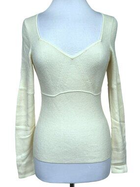 GAP  V-Neck Sweetheart Neckline Mini Rib Fitted Long Sleeve Sweater Ivory Sz M